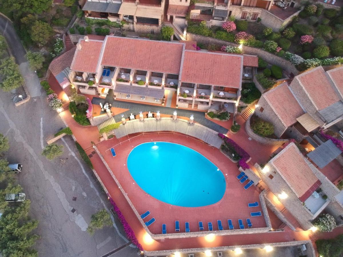 Hotel Olimpia Бая Сардиния Екстериор снимка
