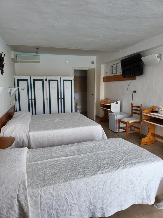Hotel Olimpia Бая Сардиния Екстериор снимка