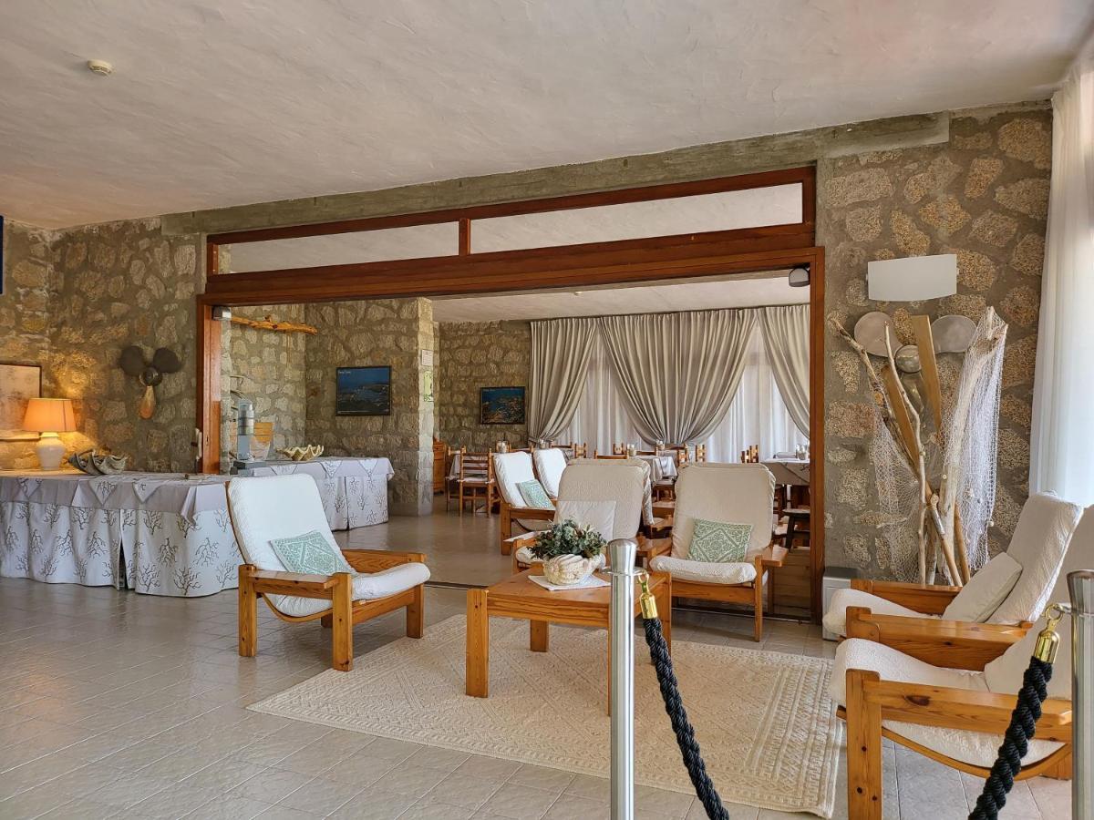 Hotel Olimpia Бая Сардиния Екстериор снимка