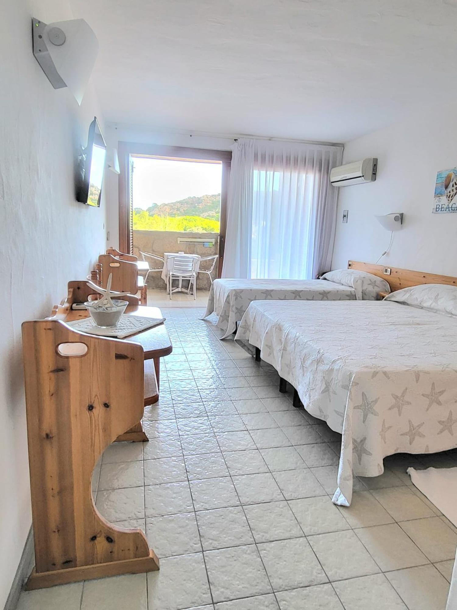 Hotel Olimpia Бая Сардиния Екстериор снимка